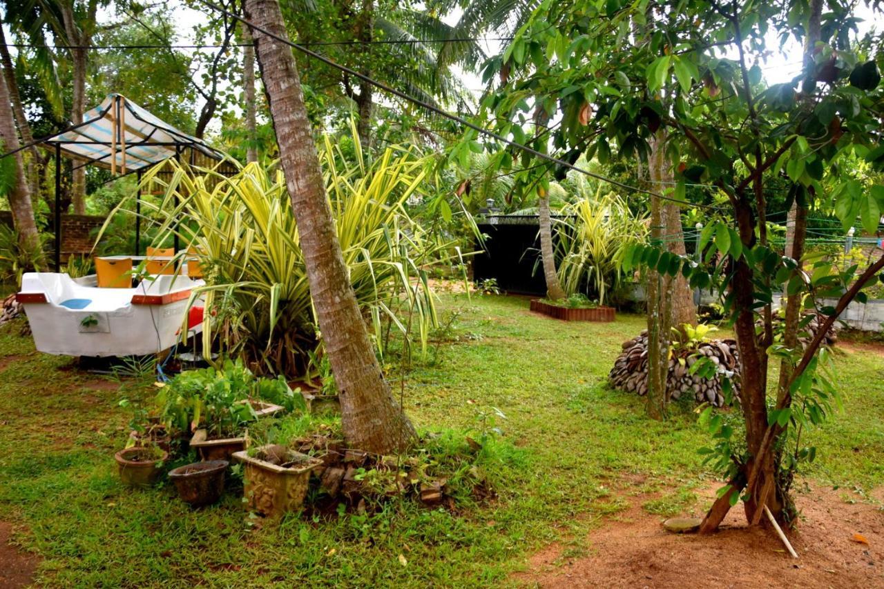 S P City Resort Anuradhapura Exterior photo