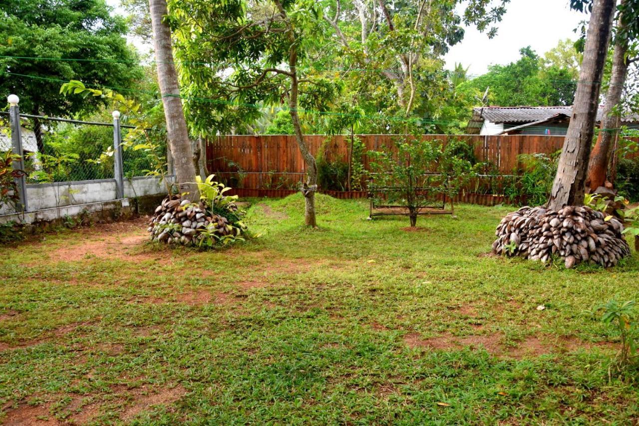 S P City Resort Anuradhapura Exterior photo